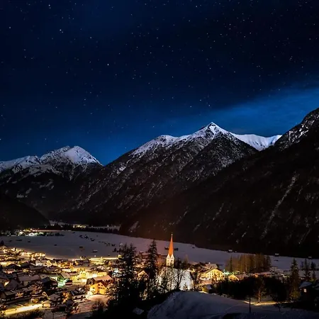 Holzgauerin * Holzgau